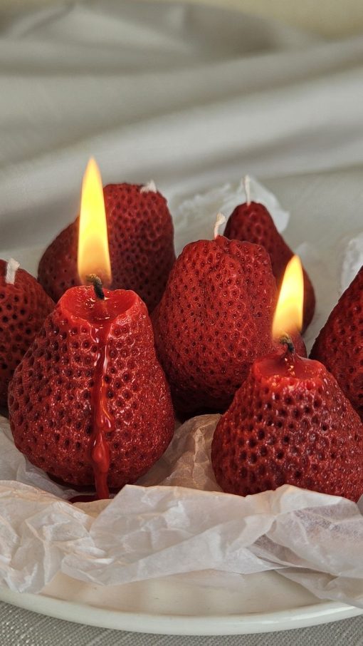 nến dâu tây